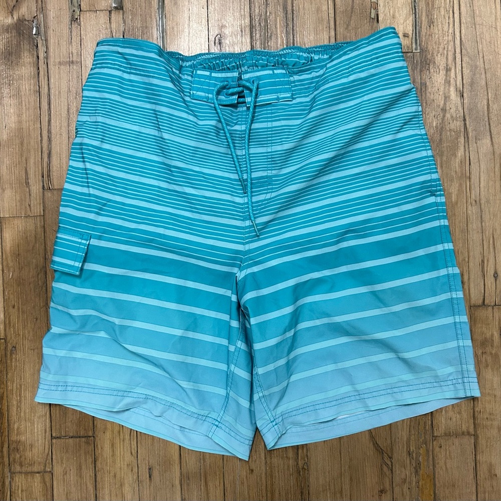 Men’s board shorts